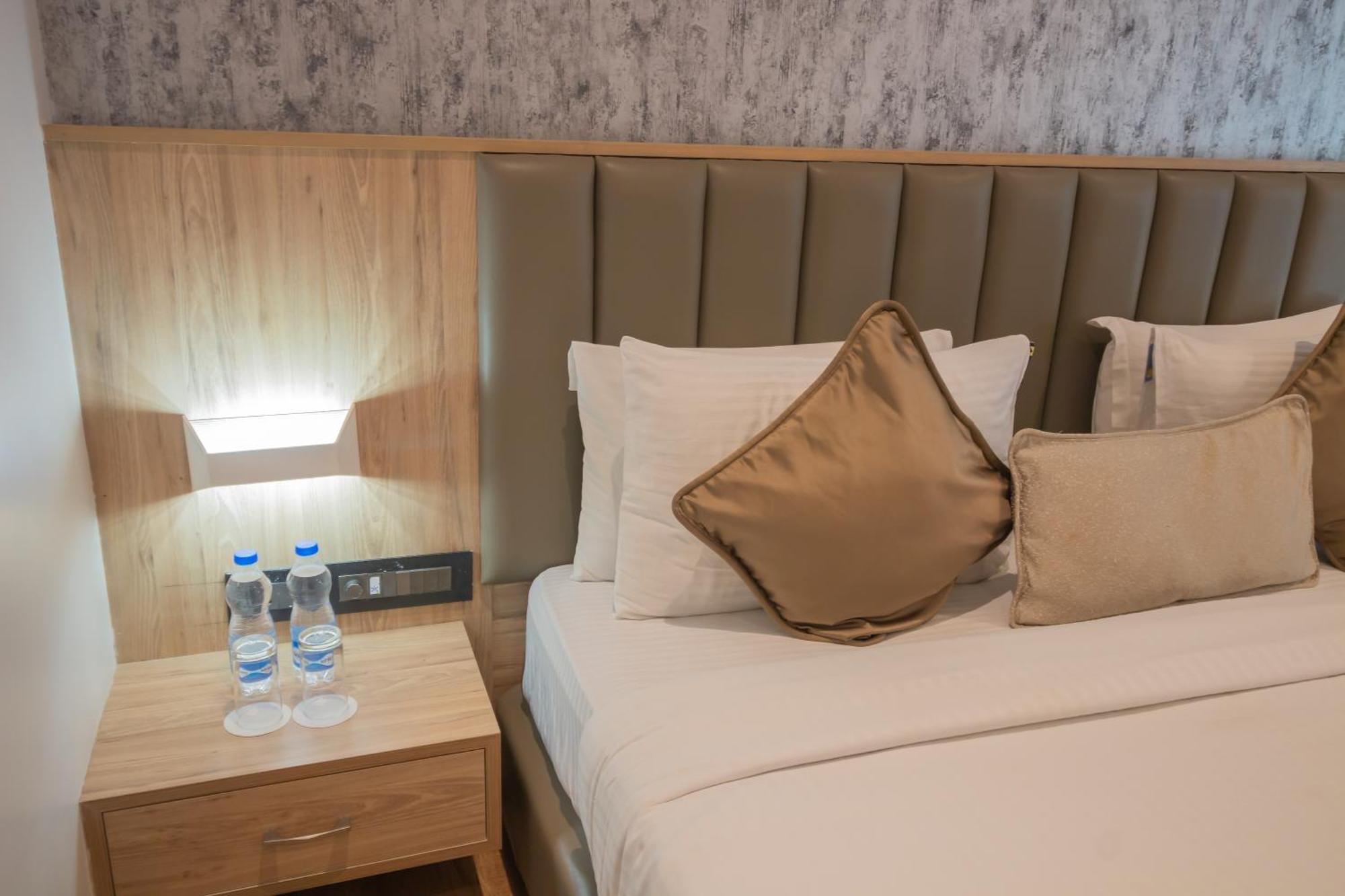 Cygnett Inn Celestiial Goa Candolim Eksteriør bilde
